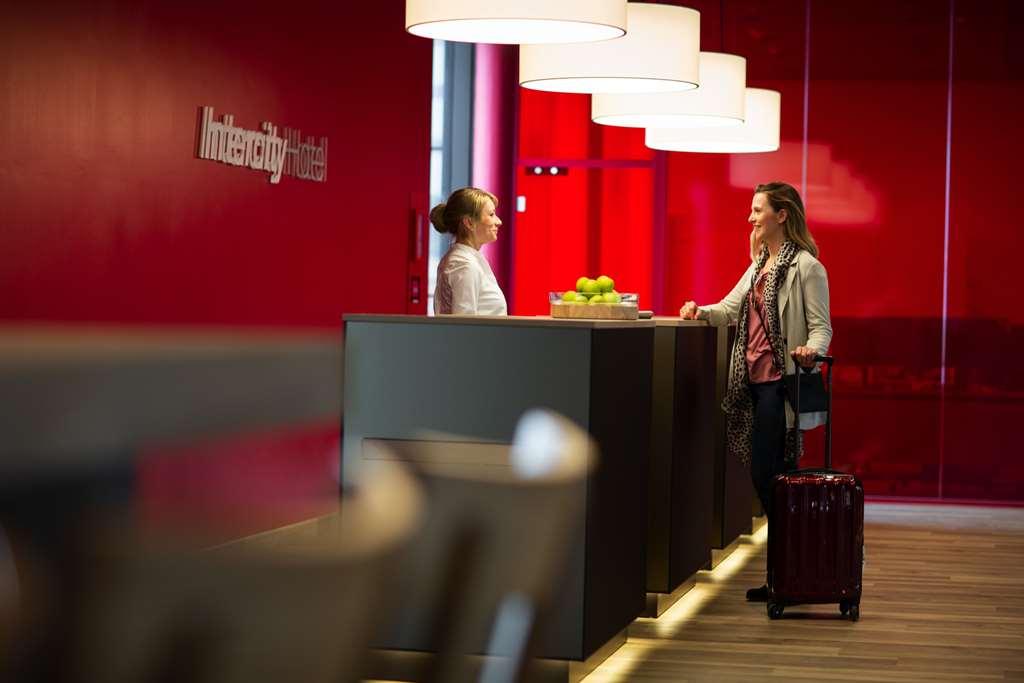 Intercityhotel Geneva Vernier Interior photo